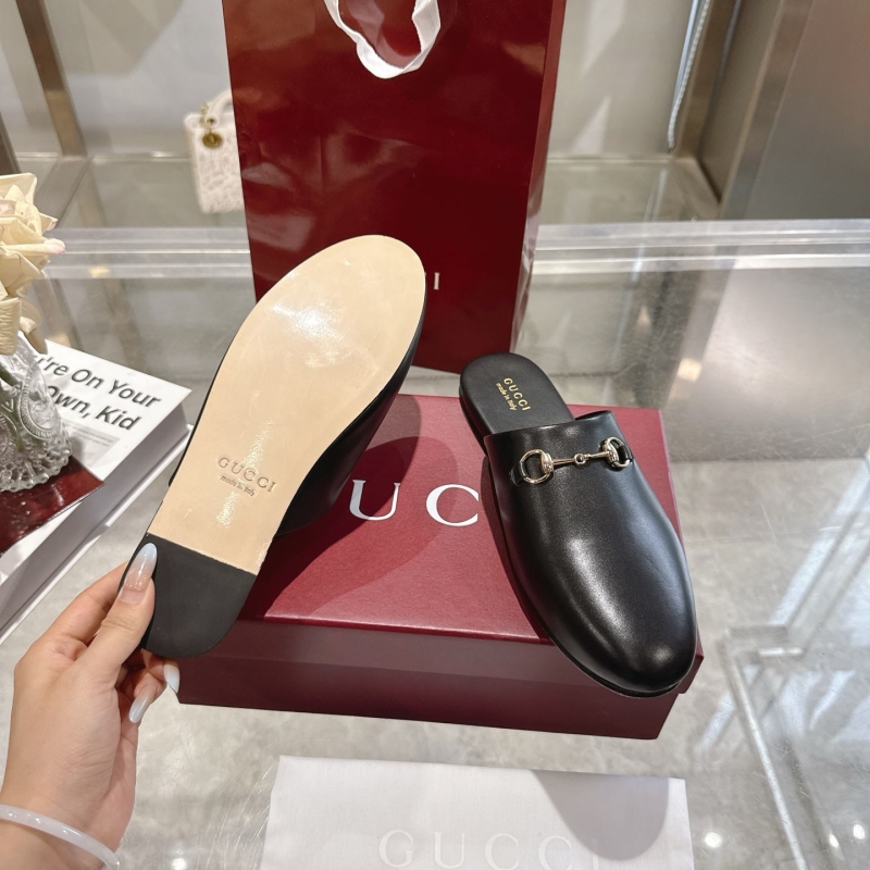 Gvc*1 slippers